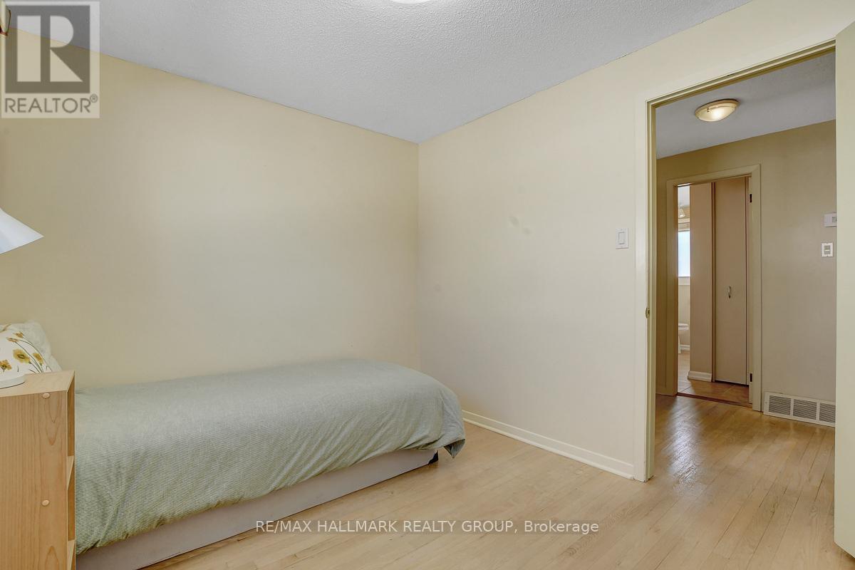 629 Glenhurst Crescent, Ottawa, Ontario  K1J 7B6 - Photo 33 - X12788412