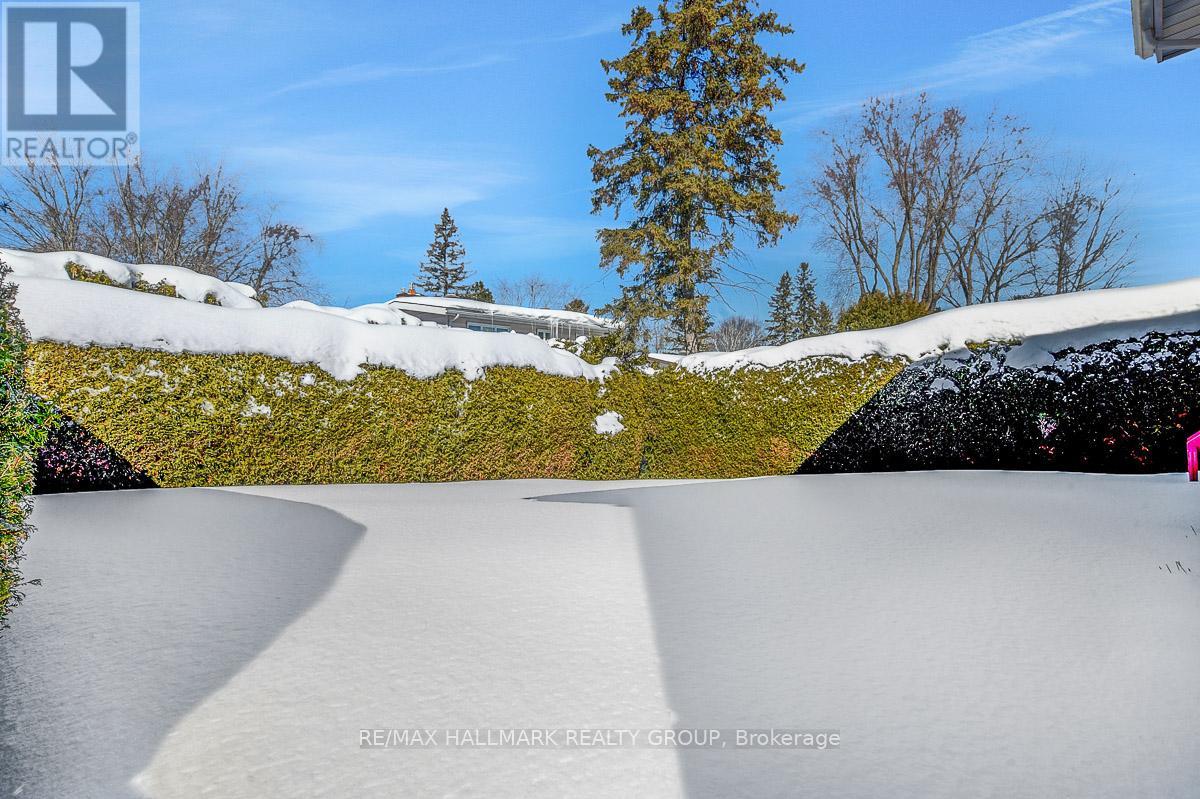 629 Glenhurst Crescent, Ottawa, Ontario  K1J 7B6 - Photo 46 - X12788412