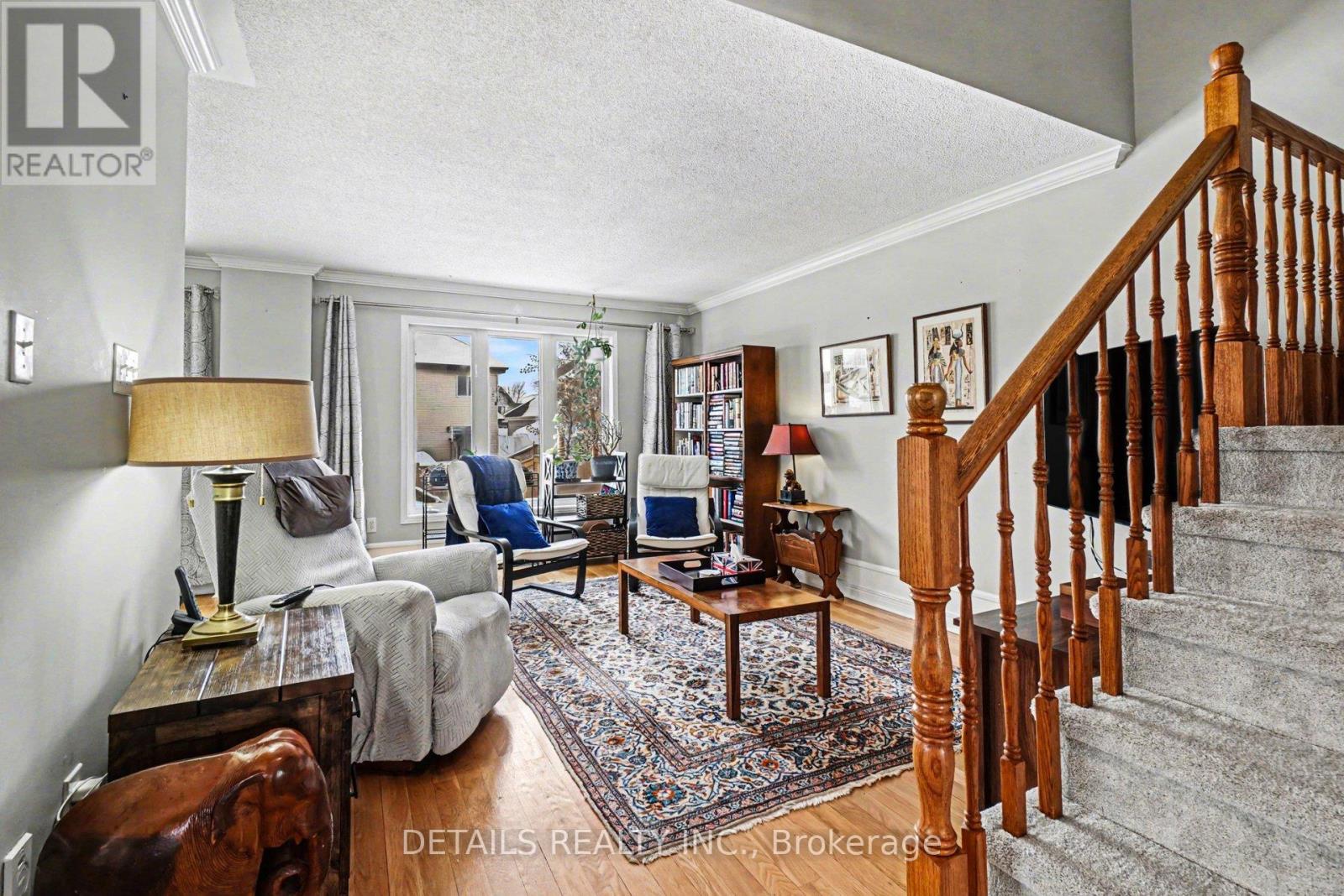 212 Sandra Crescent, Clarence-Rockland, Ontario  K4K 1R9 - Photo 2 - X12788422