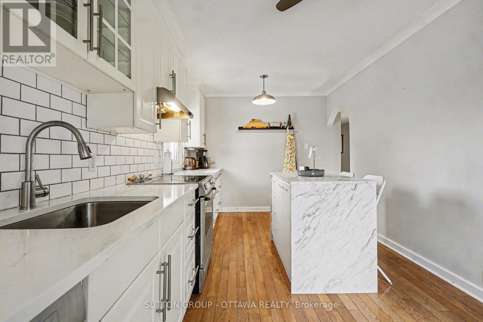 90 Withrow Avenue, Ottawa, Ontario  K2G 2J5 - Photo 10 - X12788446