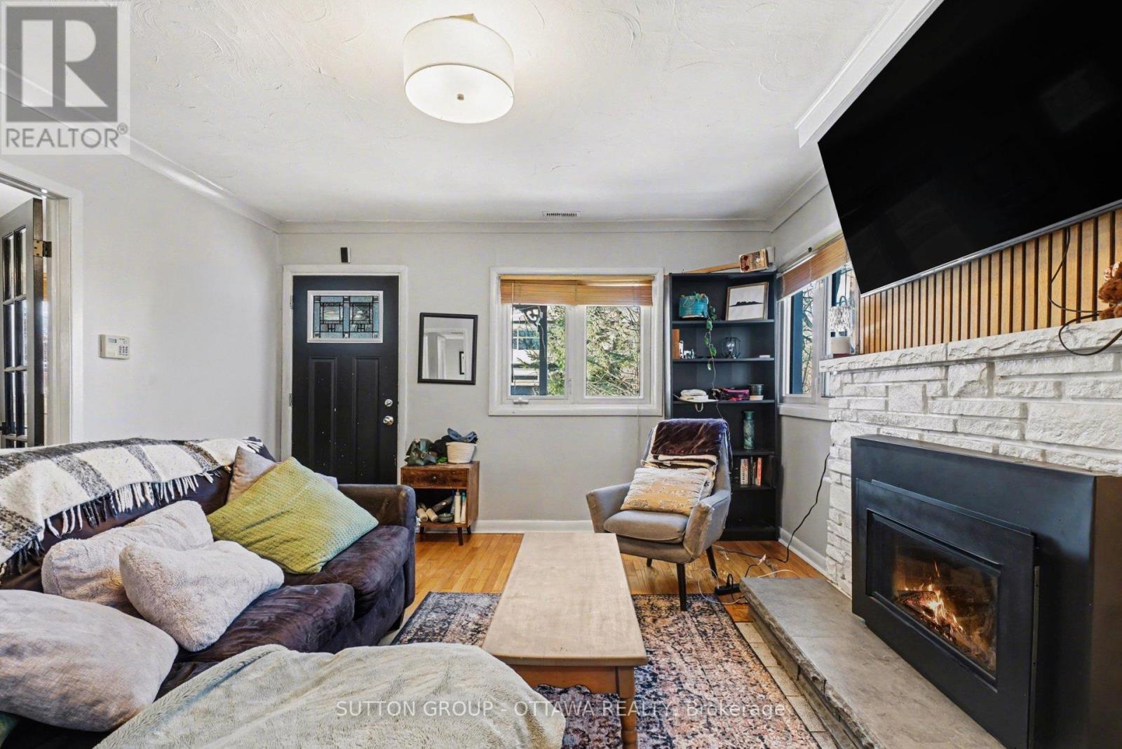 90 Withrow Avenue, Ottawa, Ontario  K2G 2J5 - Photo 12 - X12788446