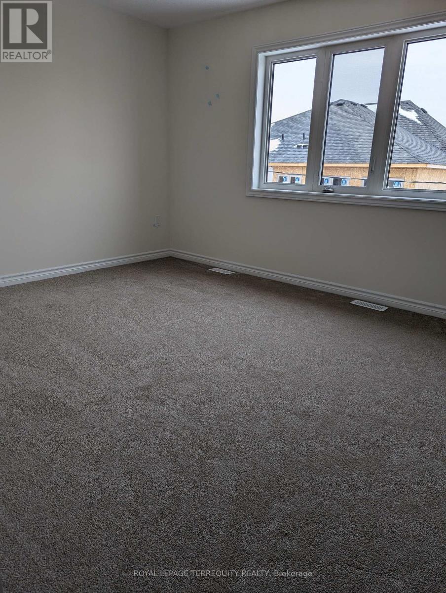 2523 Athena Path, Pickering, Ontario  L1X 2R2 - Photo 7 - E12657108