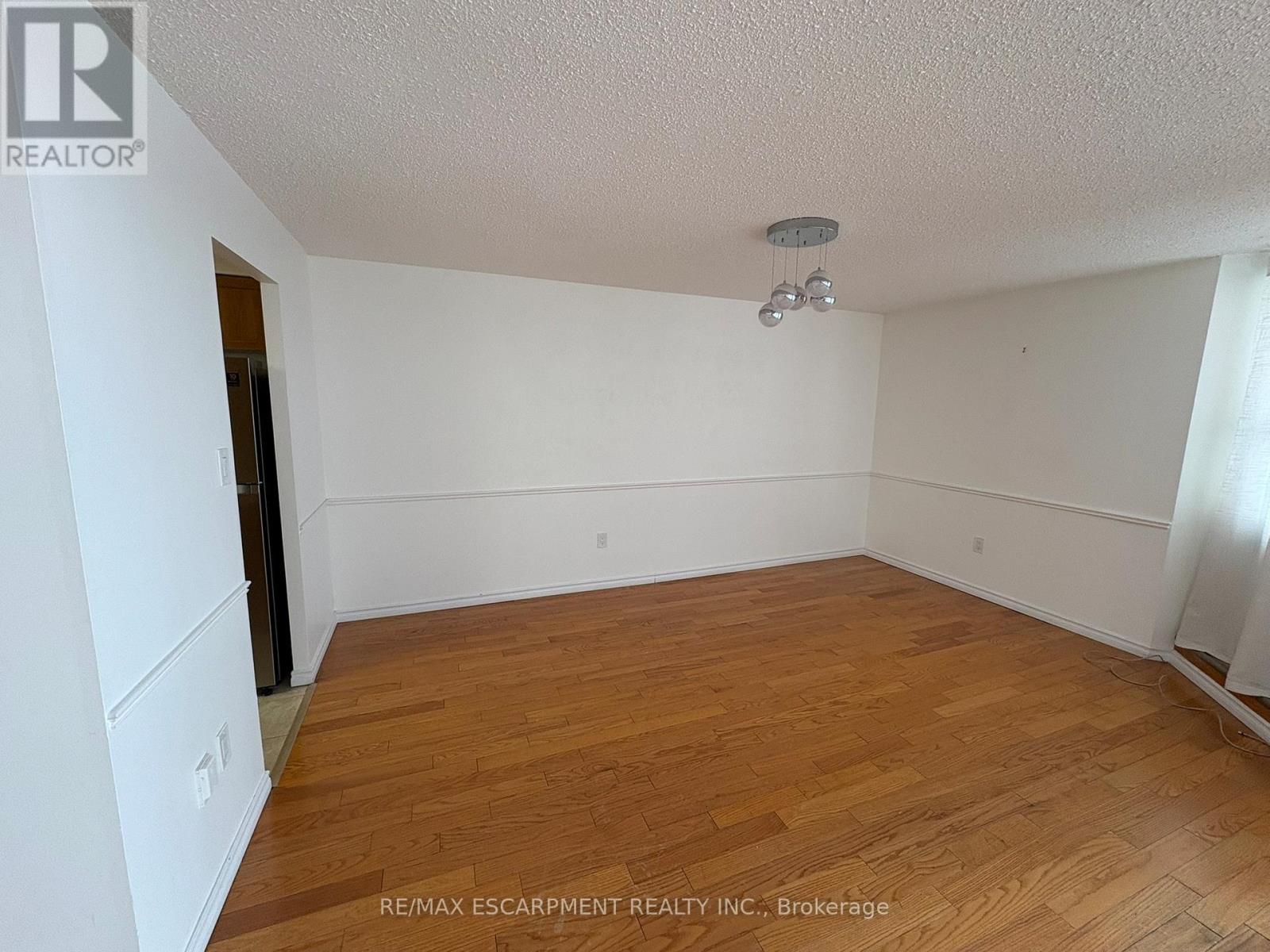 404 - 363 Colborne Street, London East, Ontario  N6B 3N3 - Photo 6 - X12777058