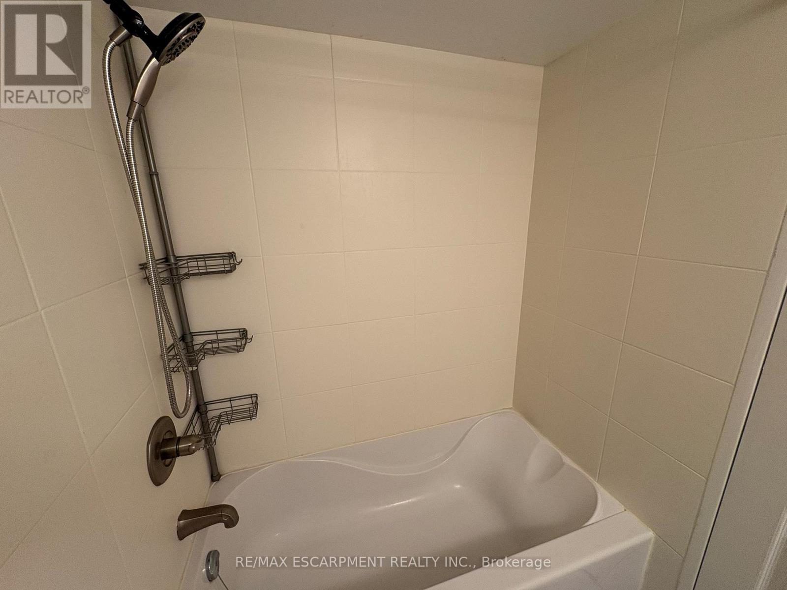 404 - 363 Colborne Street, London East, Ontario  N6B 3N3 - Photo 8 - X12777058