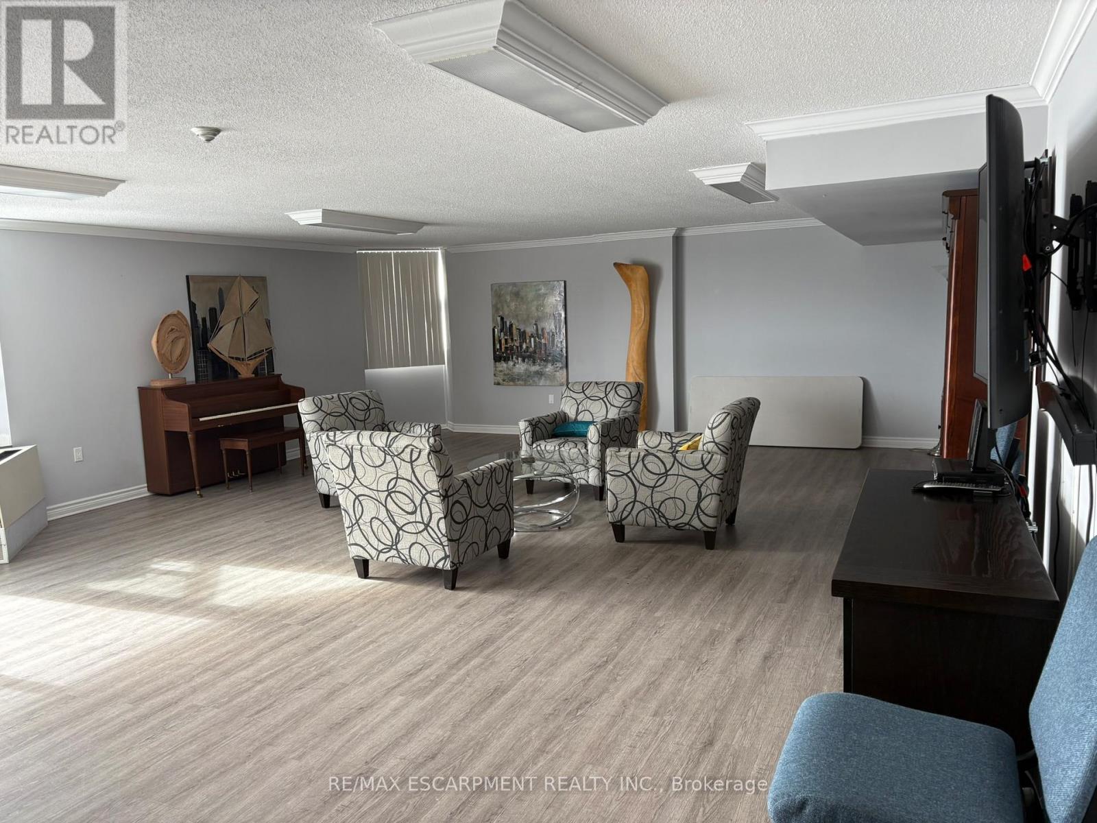 404 - 363 Colborne Street, London East, Ontario  N6B 3N3 - Photo 18 - X12777058