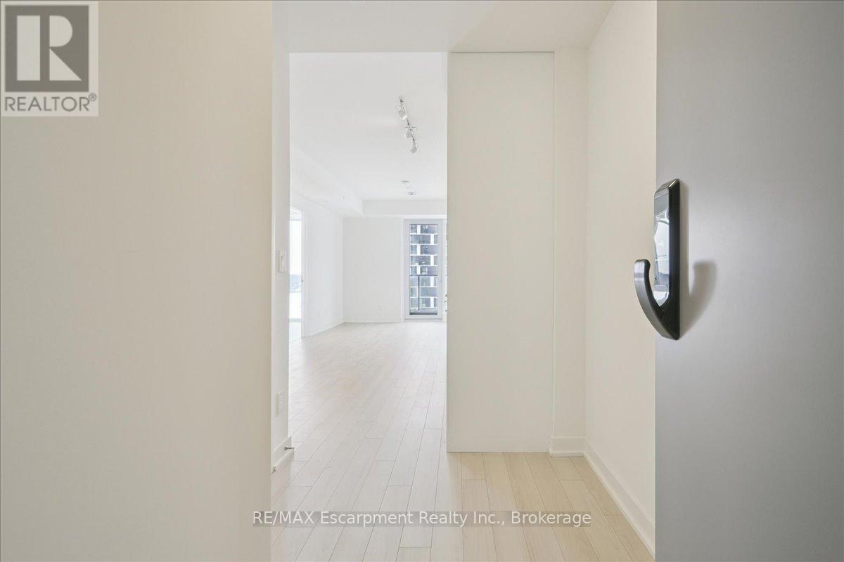 1205 - 3079 Trafalgar Road, Oakville, Ontario  L6H 8C5 - Photo 11 - W12788388