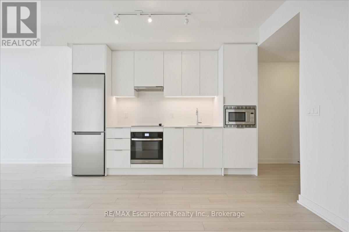 1205 - 3079 Trafalgar Road, Oakville, Ontario  L6H 8C5 - Photo 16 - W12788388