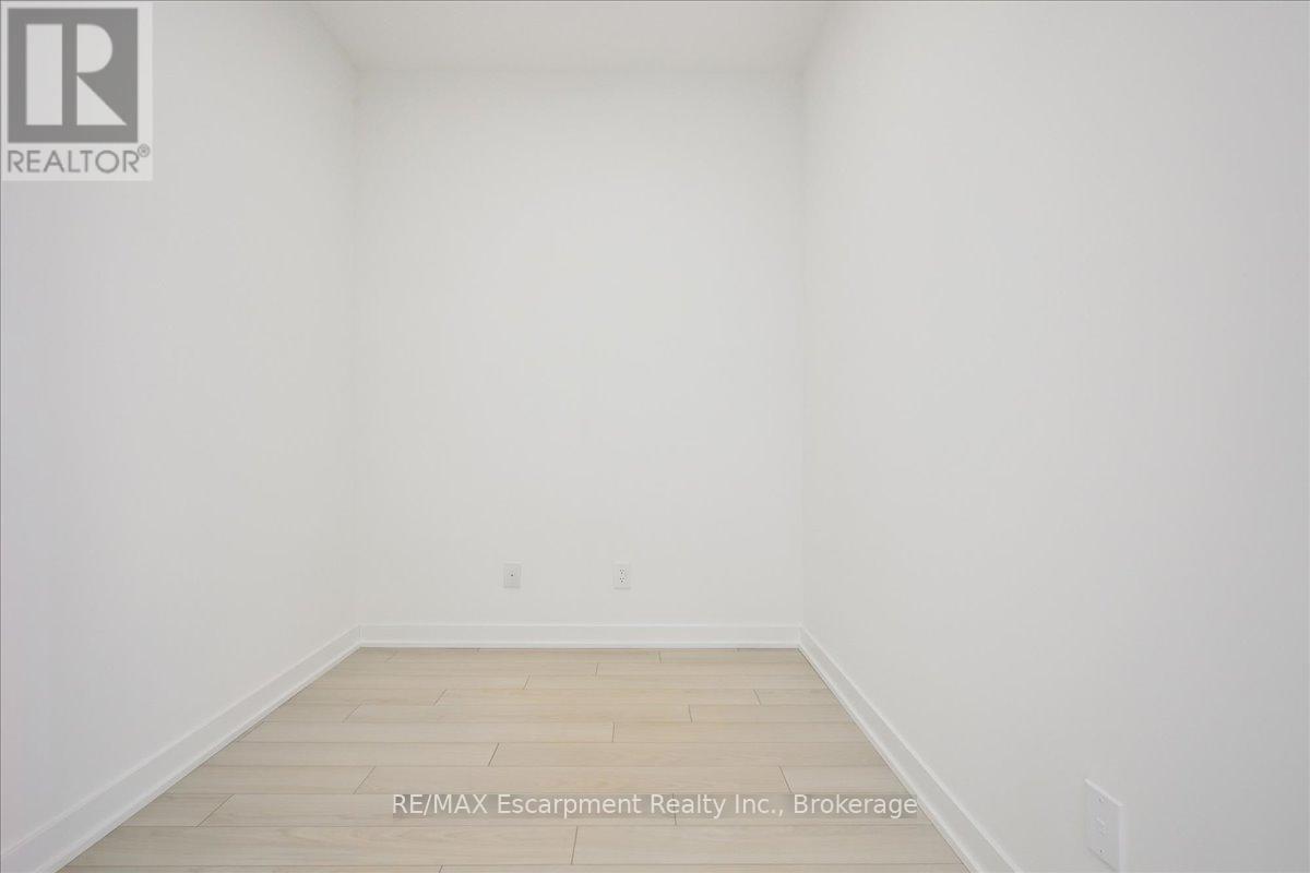 1205 - 3079 Trafalgar Road, Oakville, Ontario  L6H 8C5 - Photo 23 - W12788388