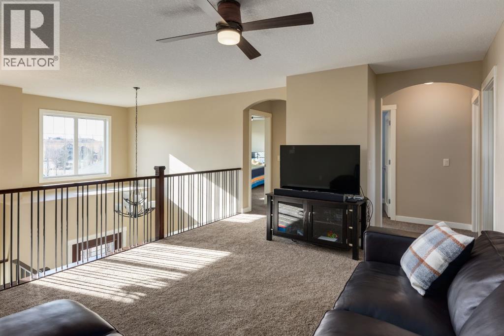 236 Montclair Place, Cochrane Lake, Alberta  T4C 0A8 - Photo 25 - A2285587