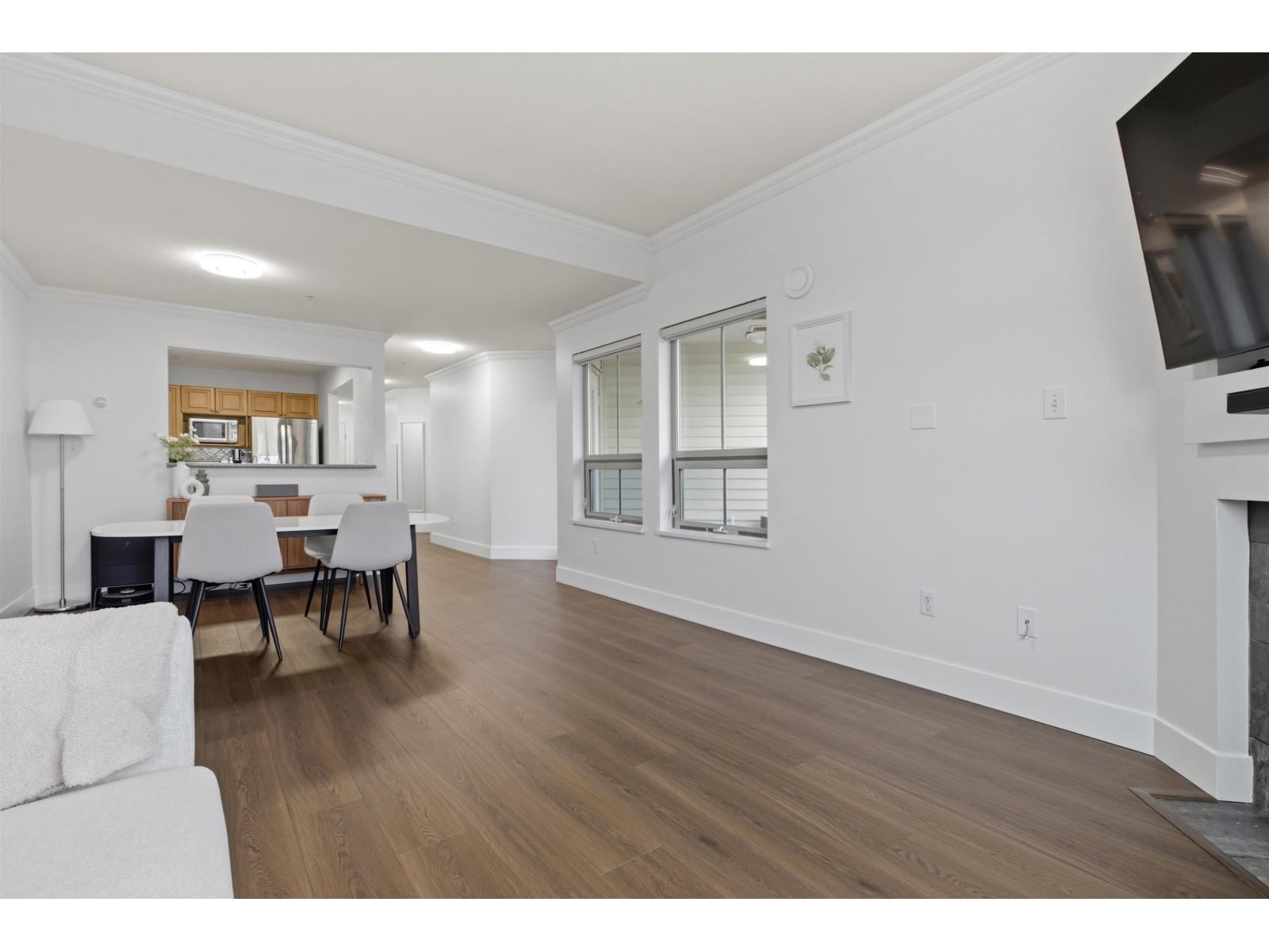 411 15210 Guilford Drive, Surrey, British Columbia  V3R 0X7 - Photo 7 - R3089894