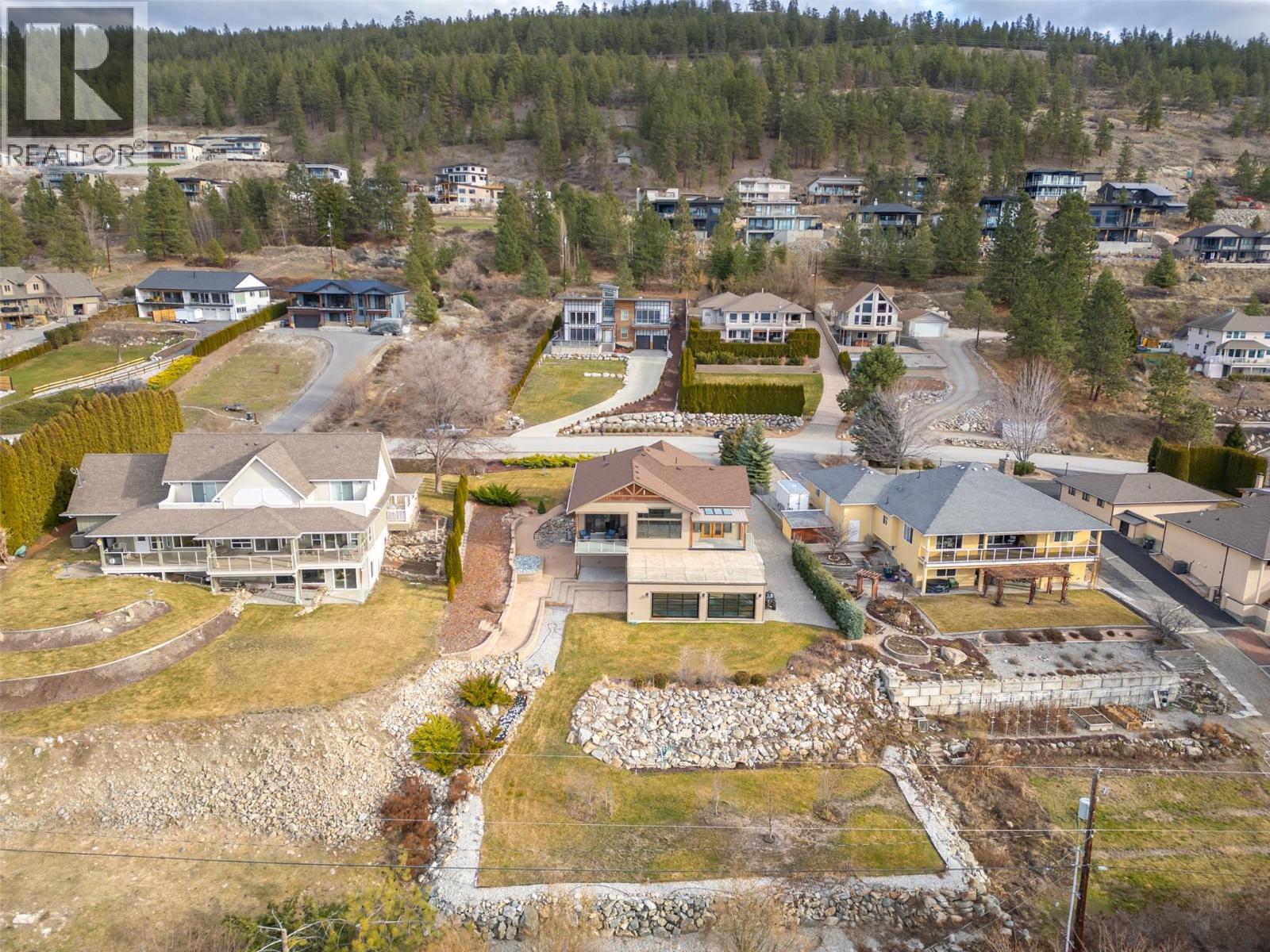 2765 Winifred Road, Naramata, British Columbia  V0H 1N1 - Photo 4 - 10375308