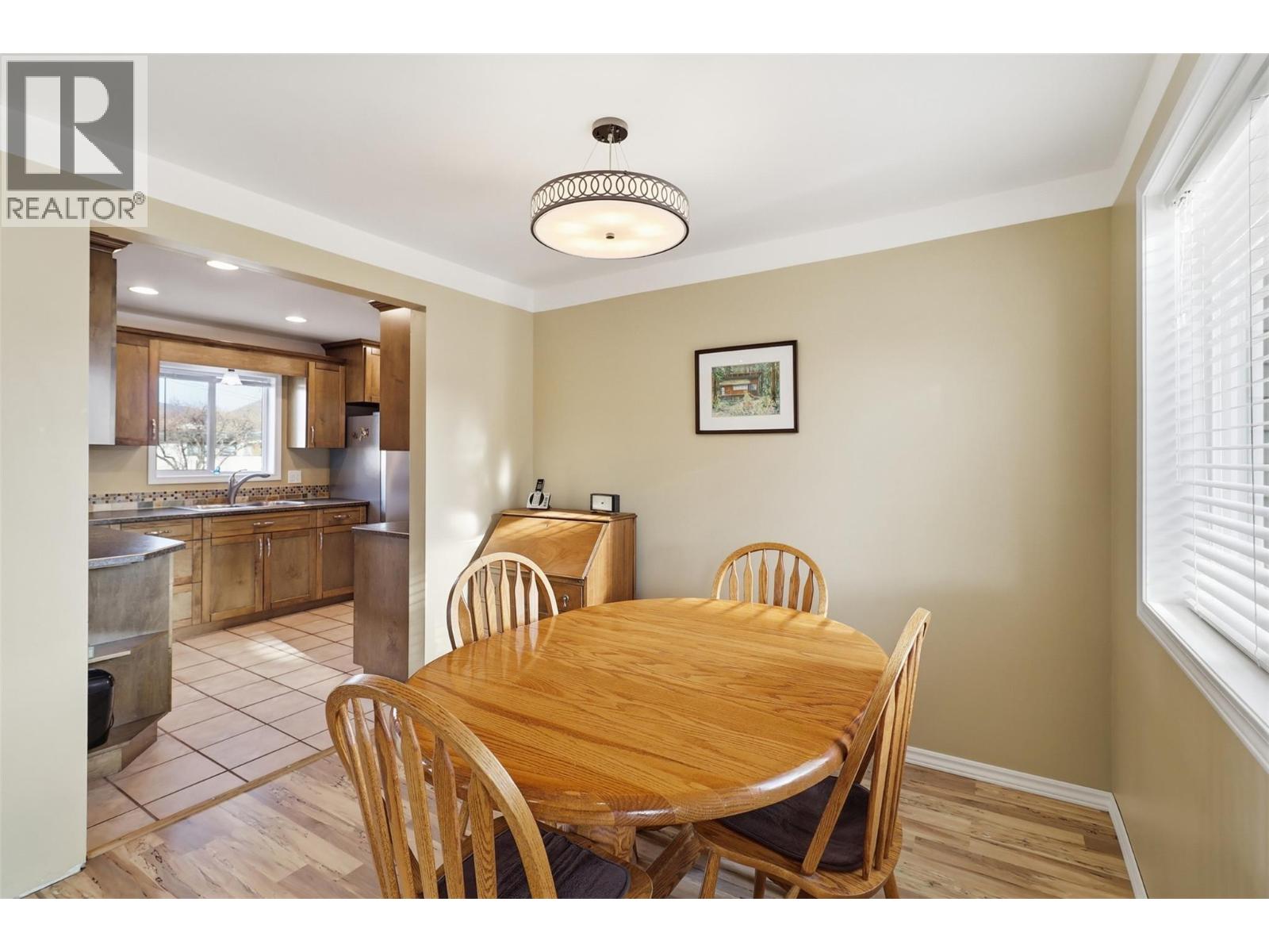 222 Fort Avenue, Kamloops, British Columbia  V2B 1H3 - Photo 9 - 10375999