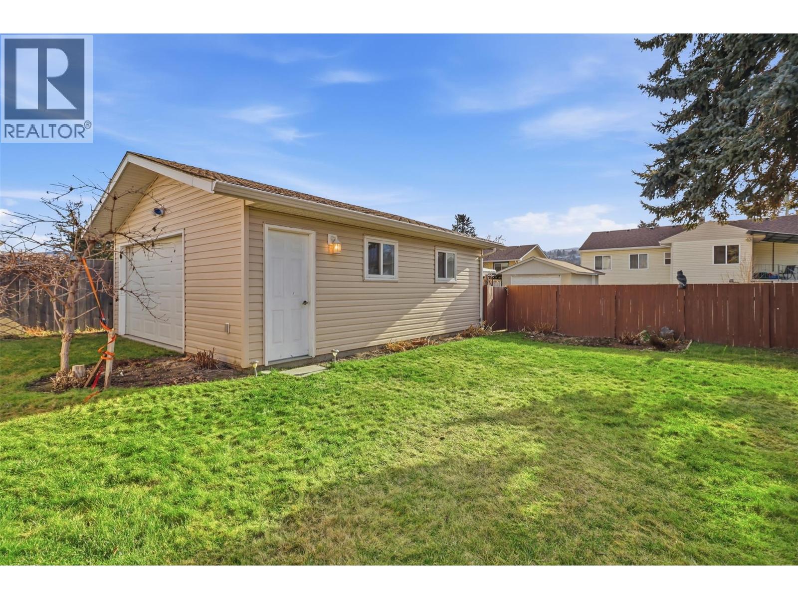 222 Fort Avenue, Kamloops, British Columbia  V2B 1H3 - Photo 32 - 10375999