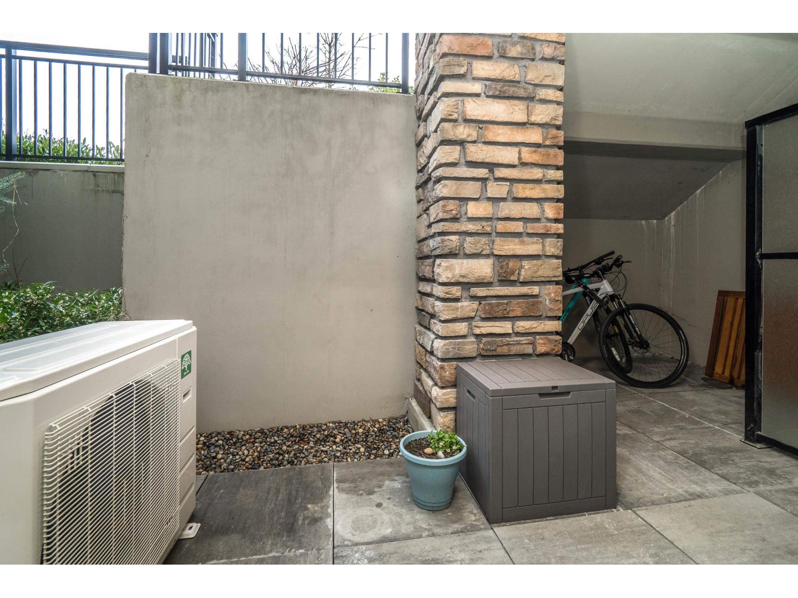 210 8526 202b Street, Langley, British Columbia  V2Y 3L3 - Photo 32 - R3089700