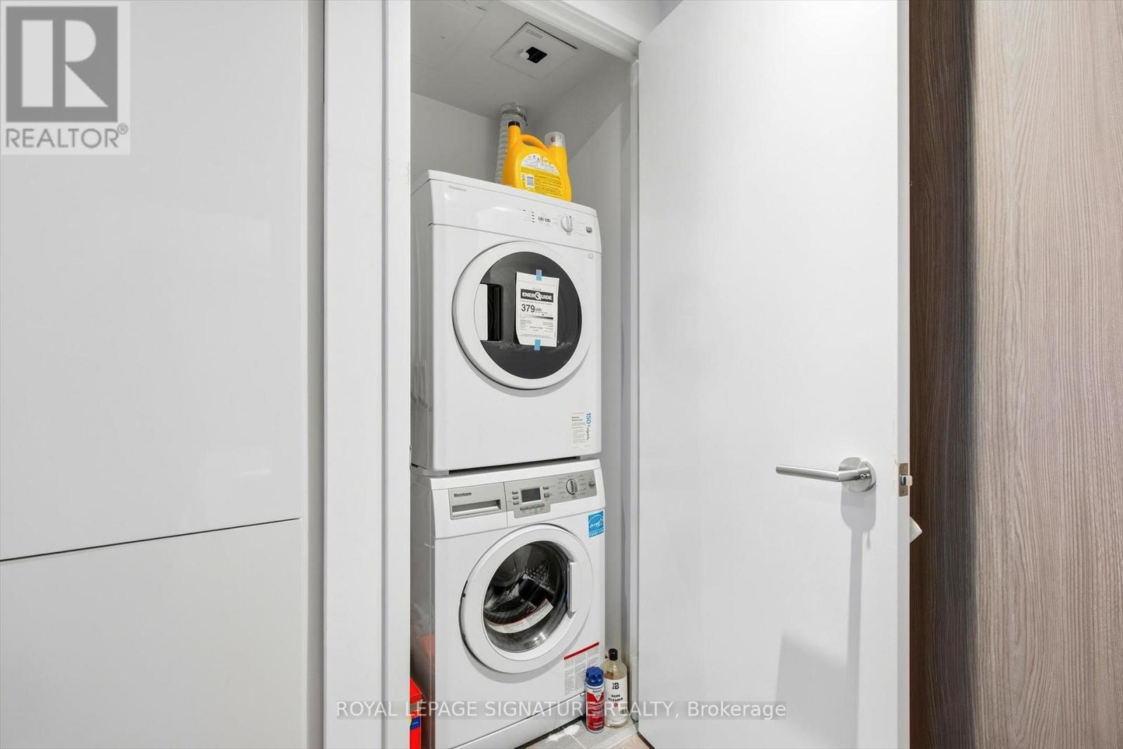 322 - 161 Roehampton Avenue, Toronto, Ontario  M4P 0C9 - Photo 8 - C12760054