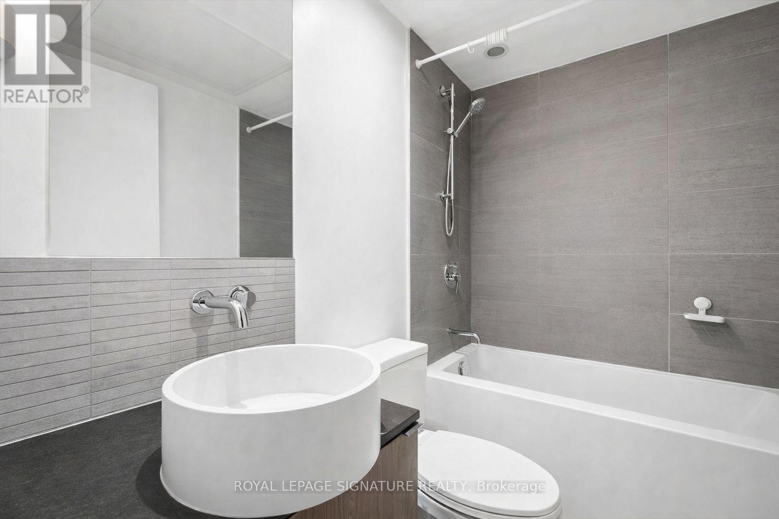 322 - 161 Roehampton Avenue, Toronto, Ontario  M4P 0C9 - Photo 4 - C12760054