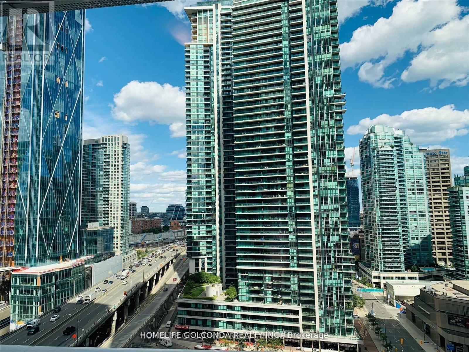 1604 - 88 Harbour Street, Toronto, Ontario  M5J 0C3 - Photo 12 - C12788436