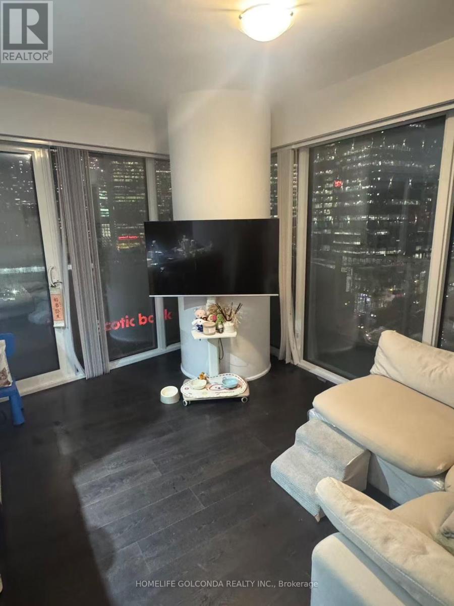 1604 - 88 Harbour Street, Toronto, Ontario  M5J 0C3 - Photo 5 - C12788436