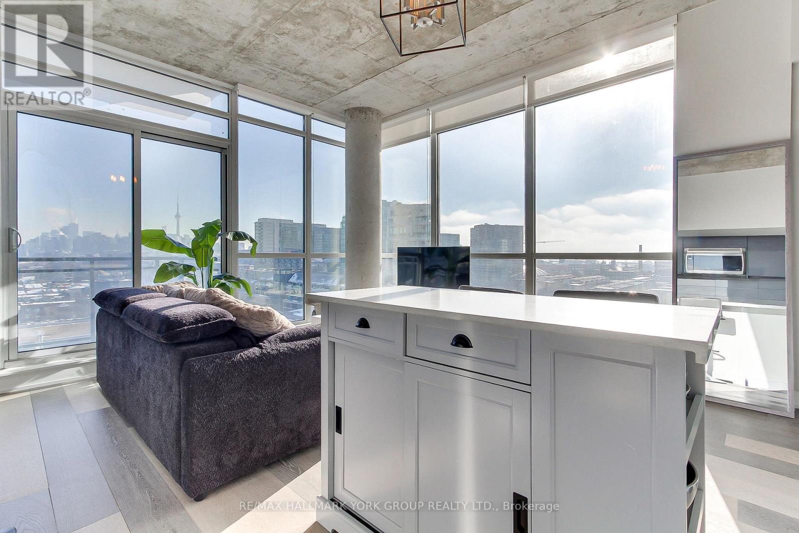 1103 - 20 Minowan Miikan Lane, Toronto, Ontario  M6J 0E5 - Photo 10 - C12788524