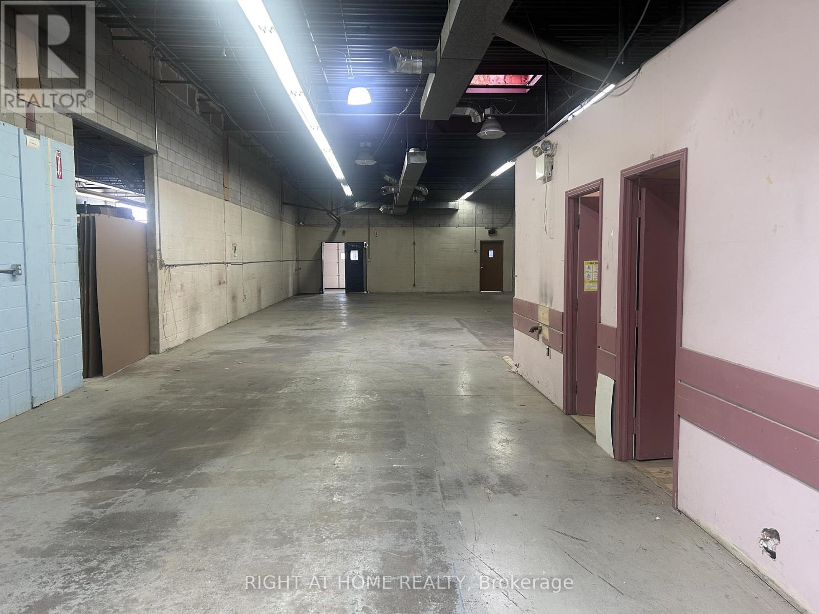 27 Estate Drive, Toronto, Ontario  M1H 2Z2 - Photo 6 - E12788418