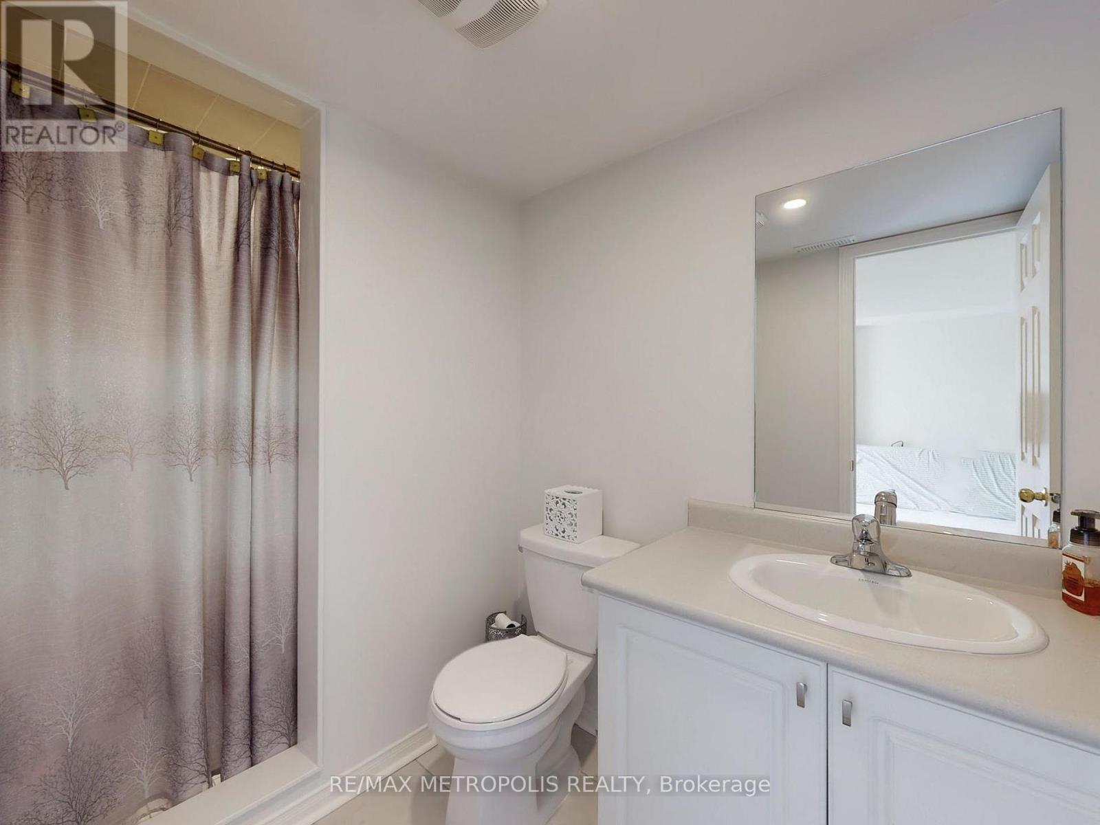 16 Hartney Drive, Richmond Hill, Ontario  L4S 0J8 - Photo 36 - N12788440