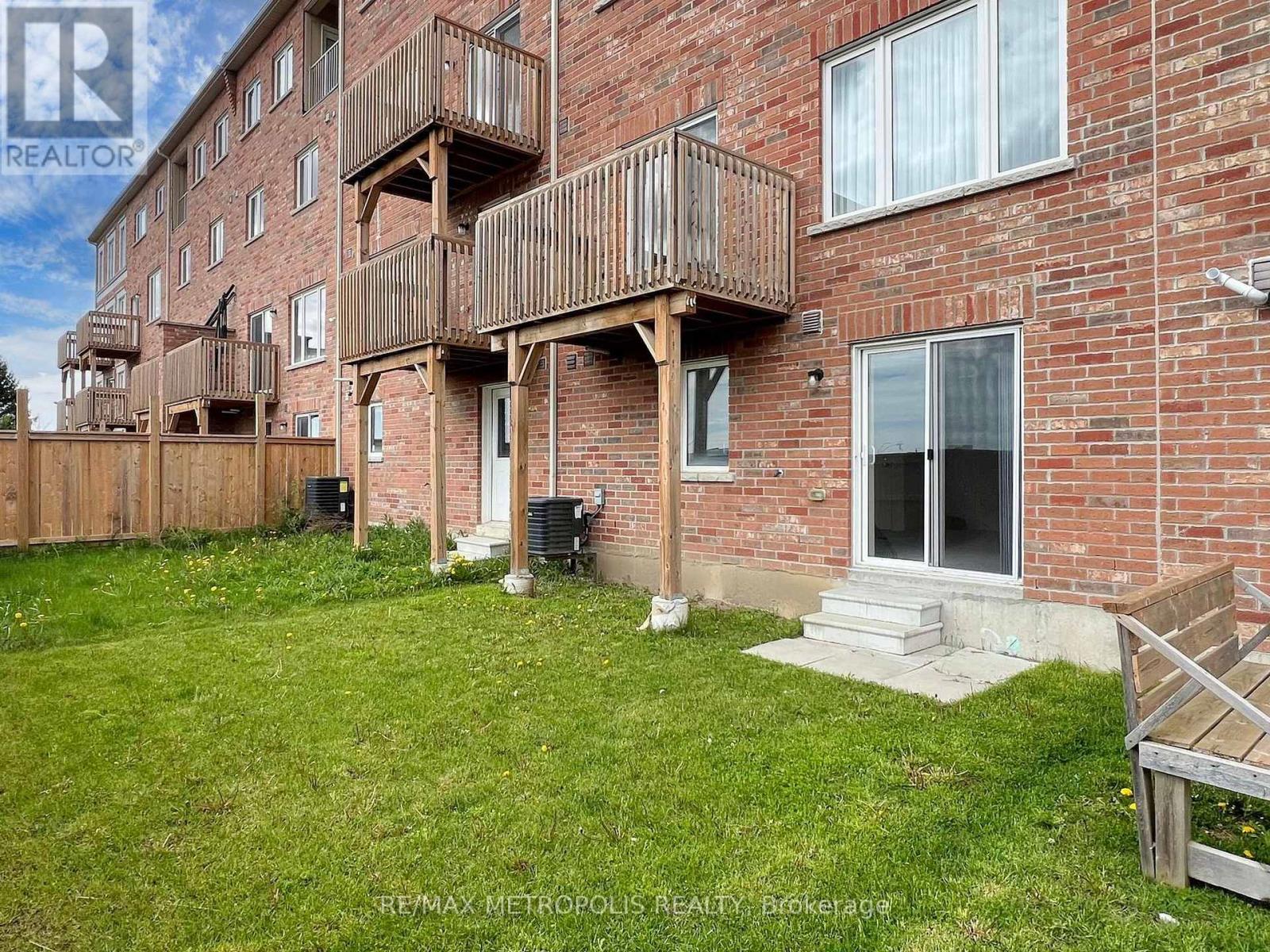 16 Hartney Drive, Richmond Hill, Ontario  L4S 0J8 - Photo 37 - N12788440