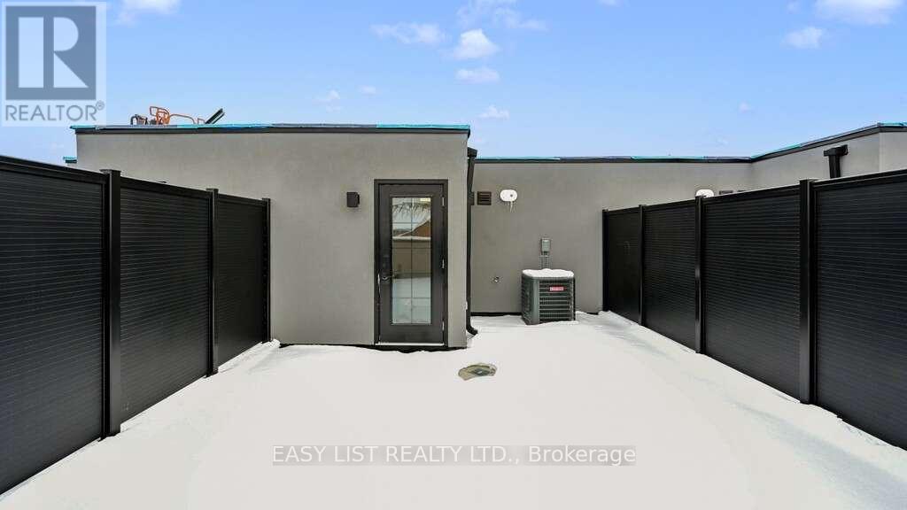 150 Alton Crescent, Vaughan, Ontario  L4J 0M1 - Photo 34 - N12788514