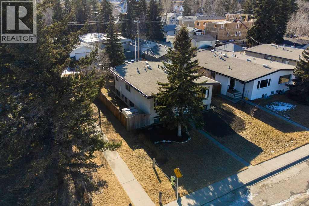 7301/7303 37 Avenue Nw, Calgary, Alberta  T3B 1W7 - Photo 35 - A2285886