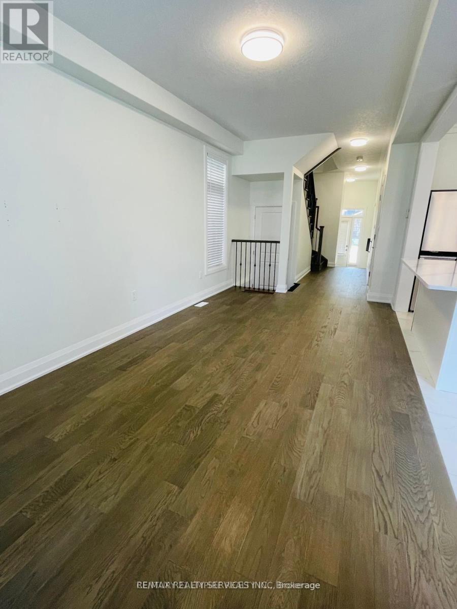 65 Copperhill Heights, Barrie, Ontario  L9J 0K6 - Photo 10 - S12788510