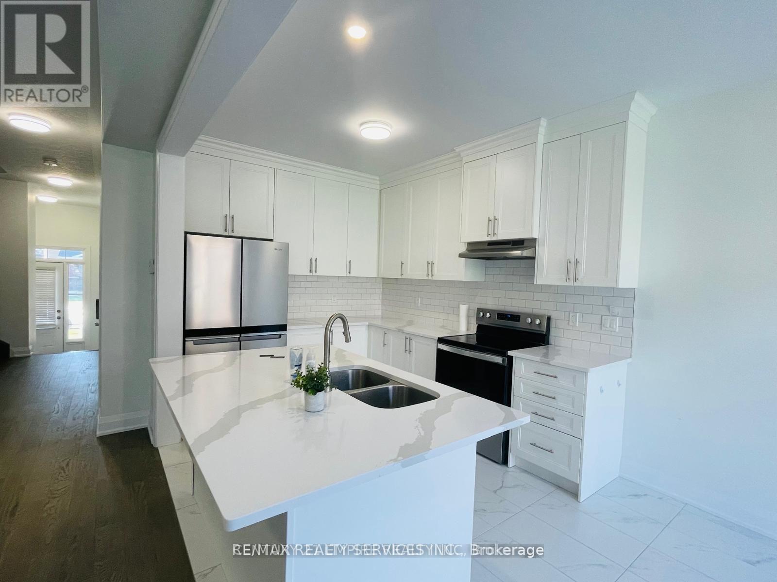 65 Copperhill Heights, Barrie, Ontario  L9J 0K6 - Photo 7 - S12788510