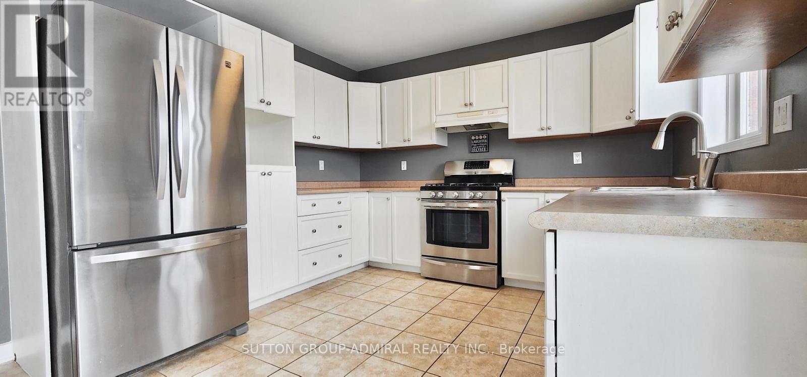 132 Brown Wood Drive, Barrie, Ontario  L4M 6M8 - Photo 8 - S12788526