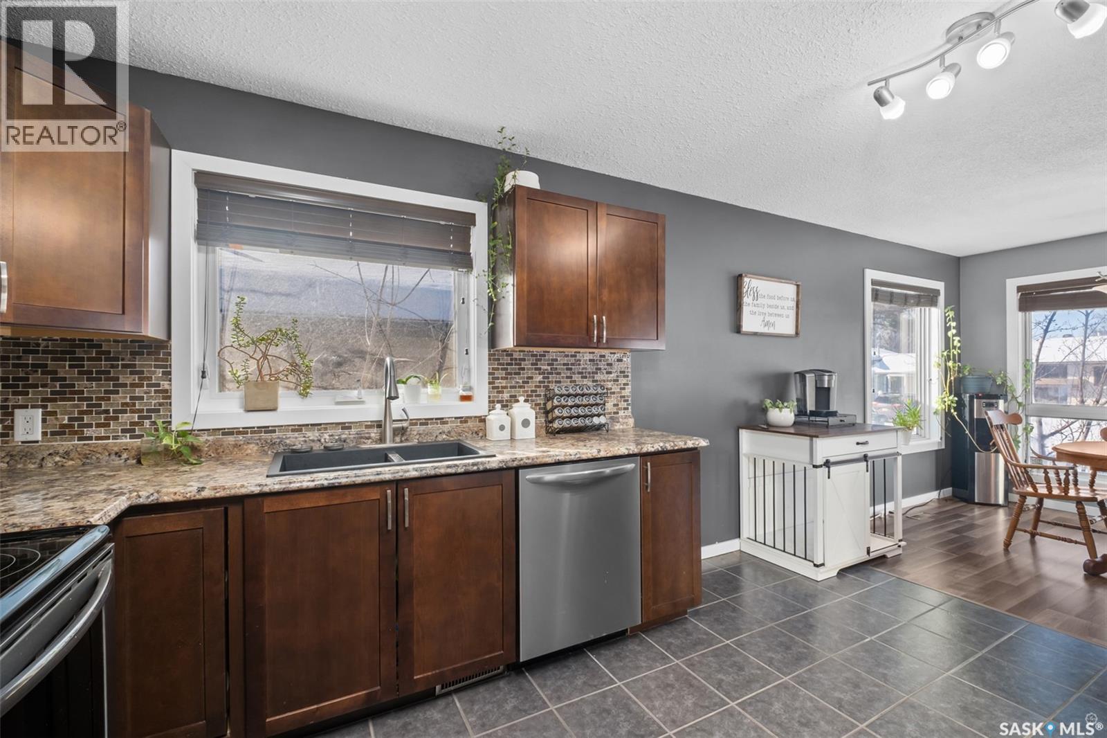 866 Spencer Drive, Prince Albert, Saskatchewan  S6V 7C9 - Photo 13 - SK028531