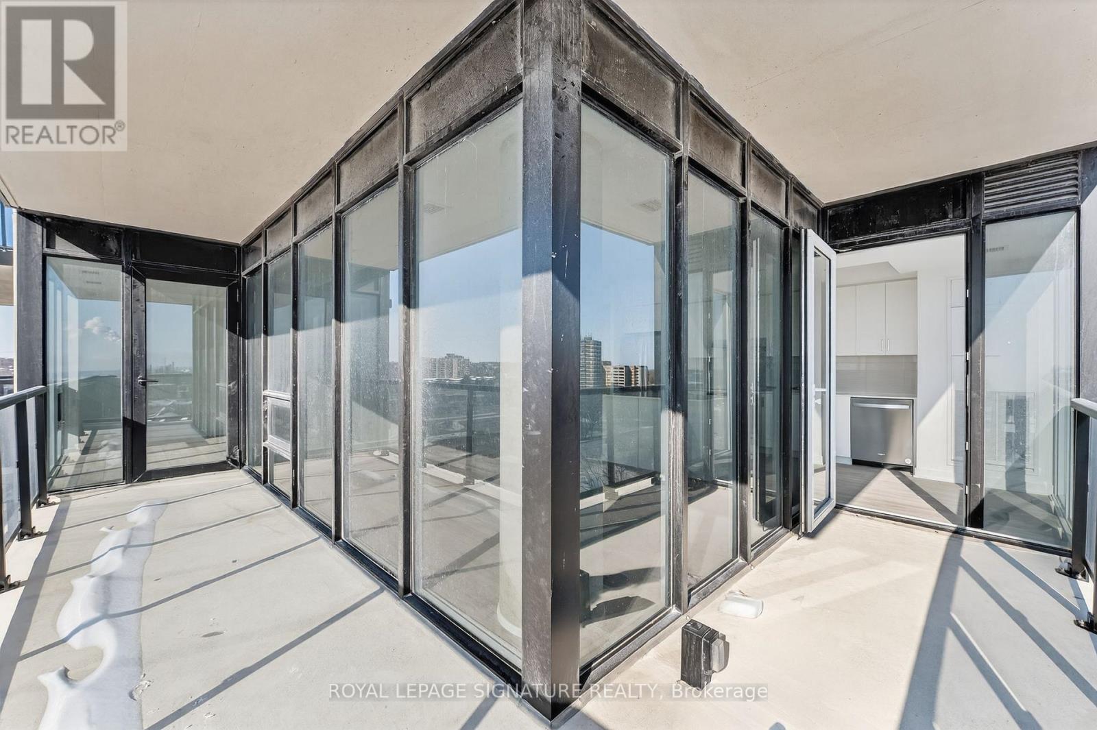 1008 - 1035 Southdown Road, Mississauga, Ontario  L5J 0A2 - Photo 19 - W12788344