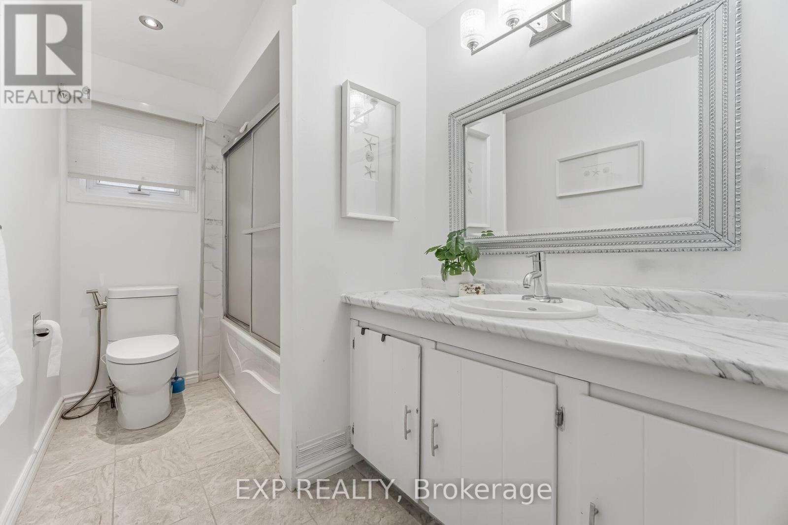 53 Northampton Street, Brampton, Ontario  L6S 3Z6 - Photo 22 - W12788356