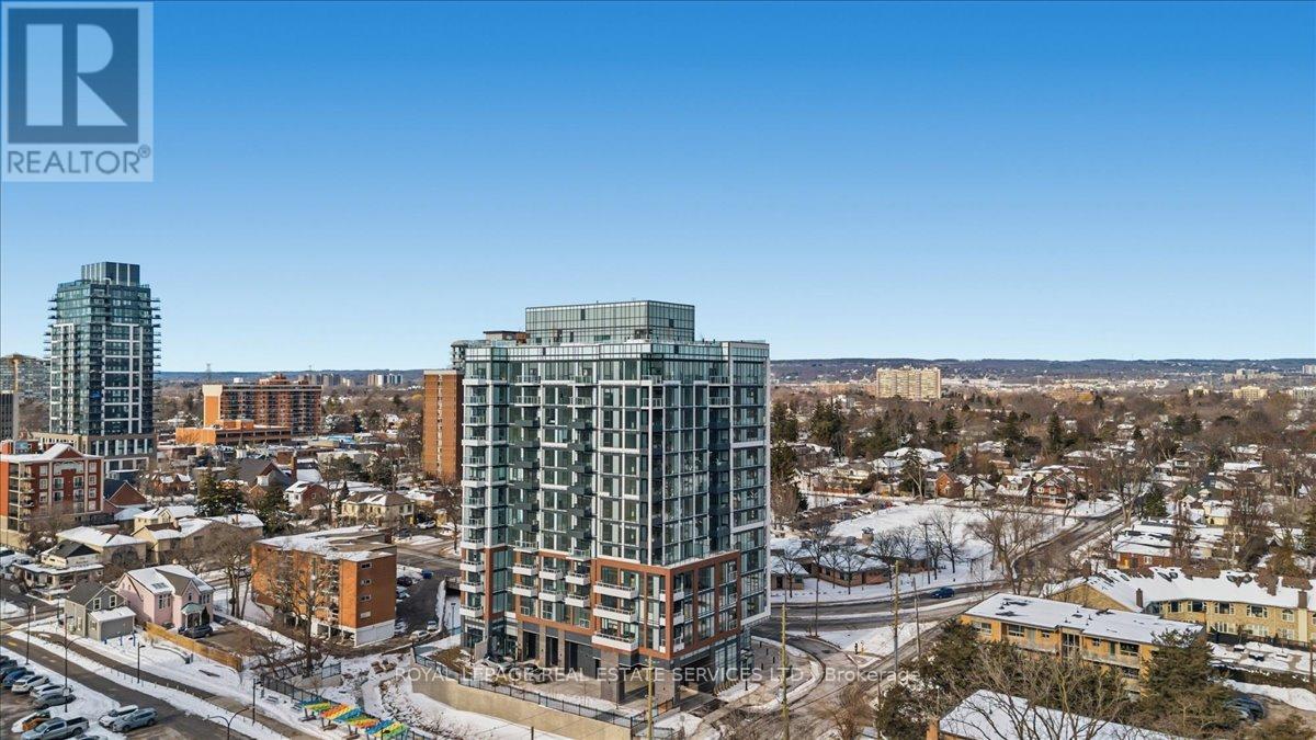 303 - 2088 James Street, Burlington, Ontario  L7R 0H2 - Photo 3 - W12788368