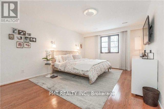 754 Dack Boulevard, Mississauga, Ontario  L5H 1E4 - Photo 9 - W12788380