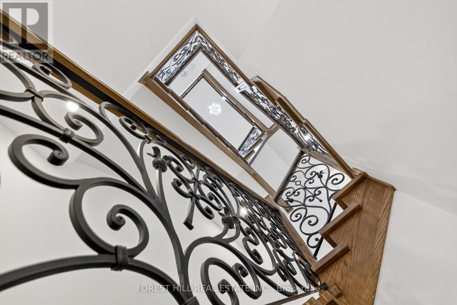 3474 JOAN DRIVE Mississauga (Fairview), ON L5B 1T5