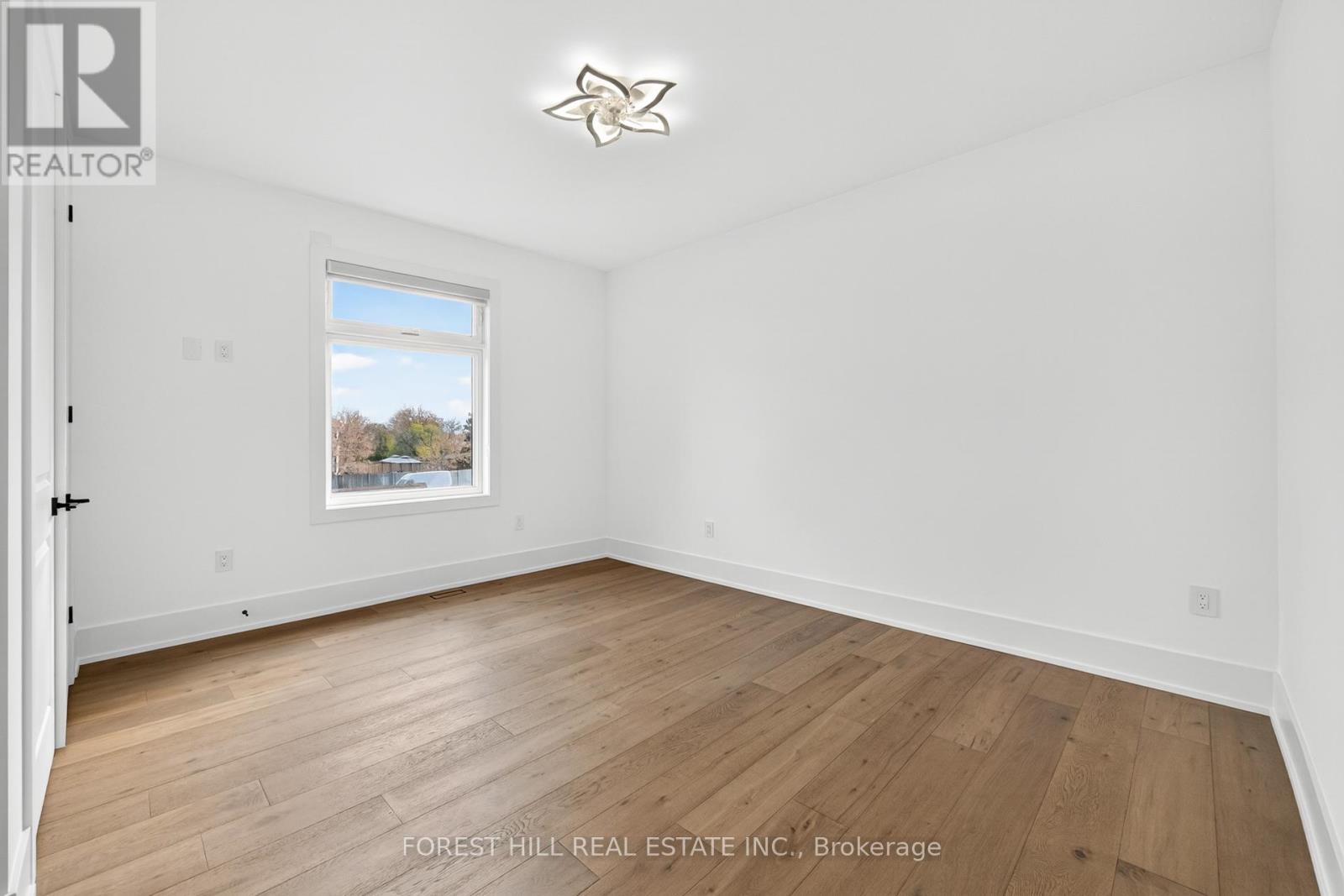 3474 JOAN DRIVE Mississauga (Fairview), ON L5B 1T5