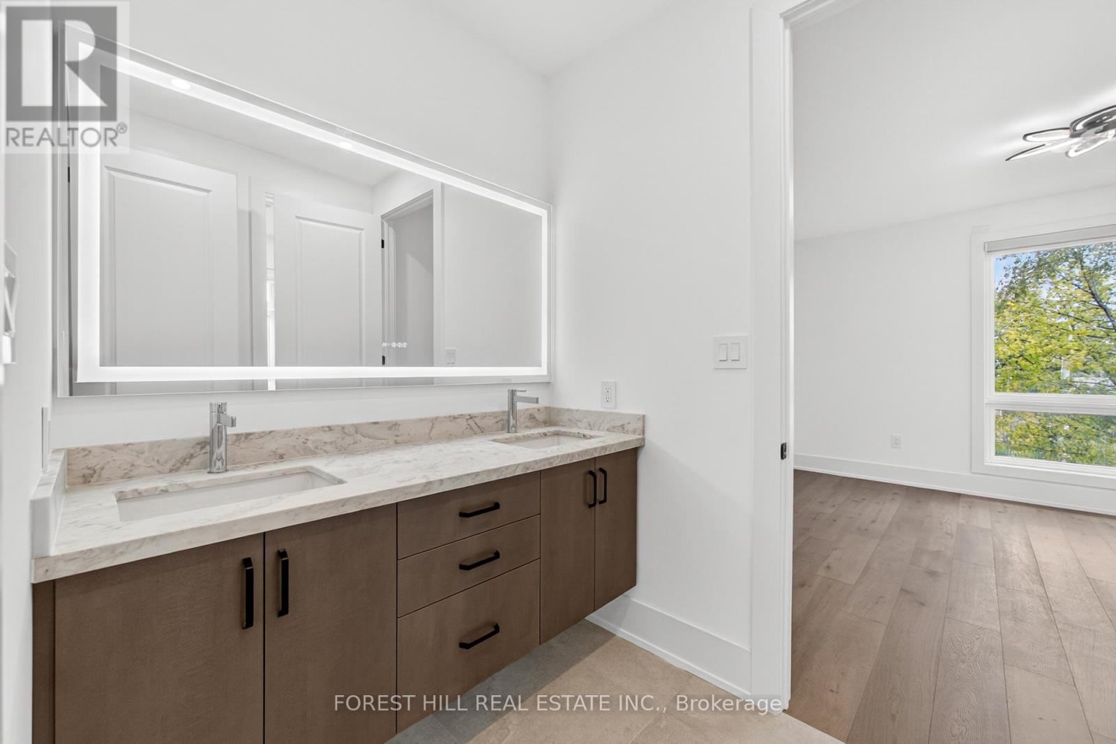 3474 JOAN DRIVE Mississauga (Fairview), ON L5B 1T5