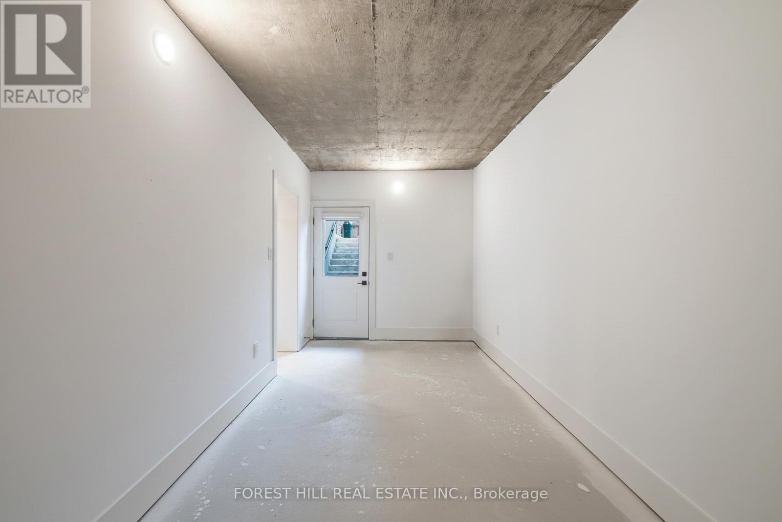 3474 JOAN DRIVE Mississauga (Fairview), ON L5B 1T5