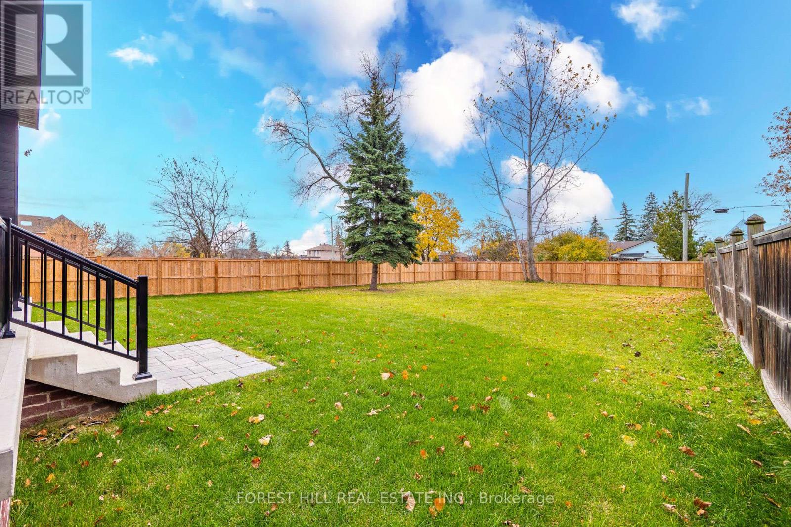 3474 JOAN DRIVE Mississauga (Fairview), ON L5B 1T5