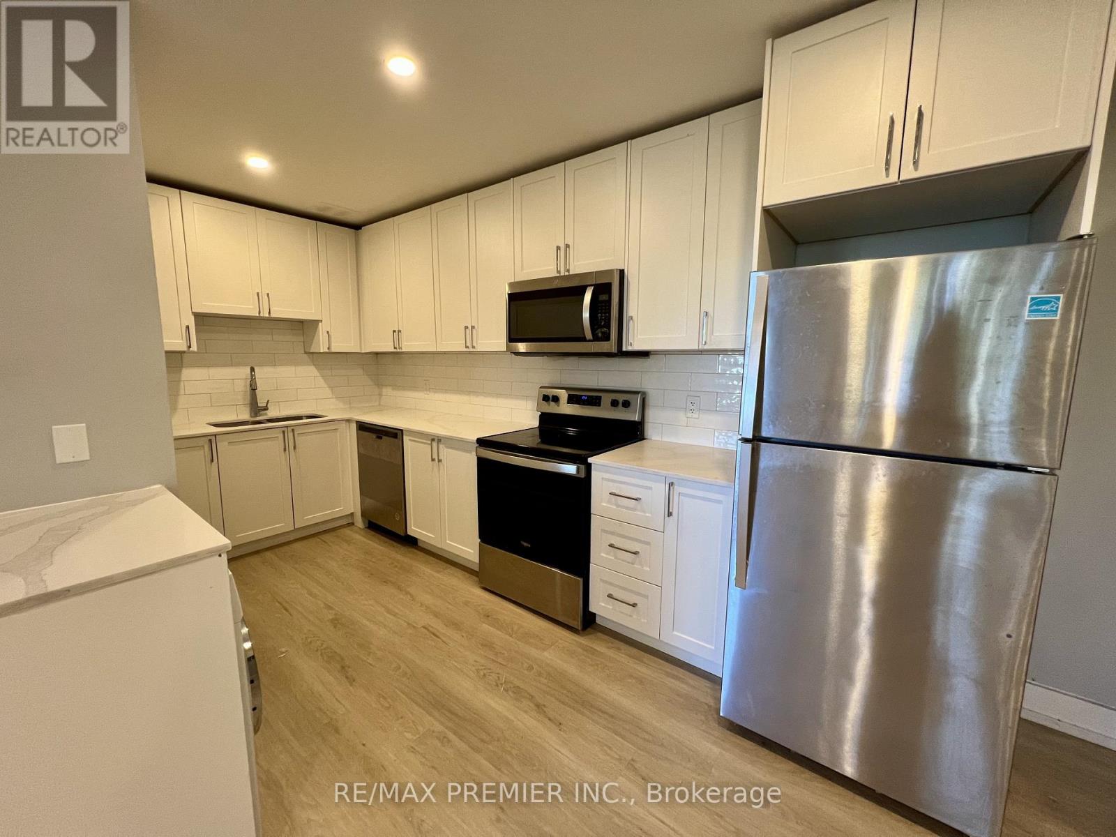 302 - 3046 Jaguar Valley Drive, Mississauga, Ontario  L5A 2J3 - Photo 7 - W12788414