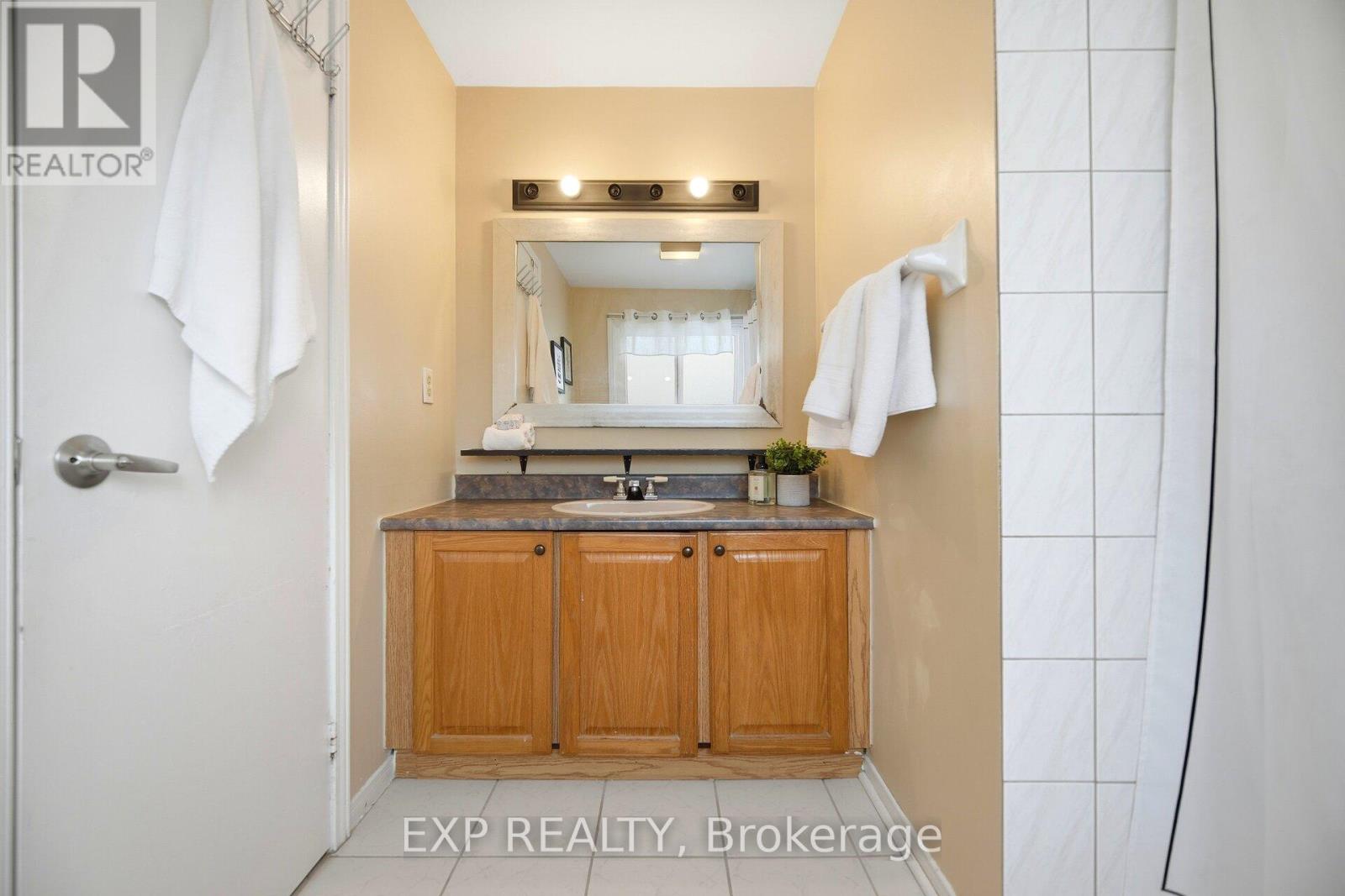 7 Ferri Crescent, Brampton, Ontario  L6Z 1R8 - Photo 19 - W12788416