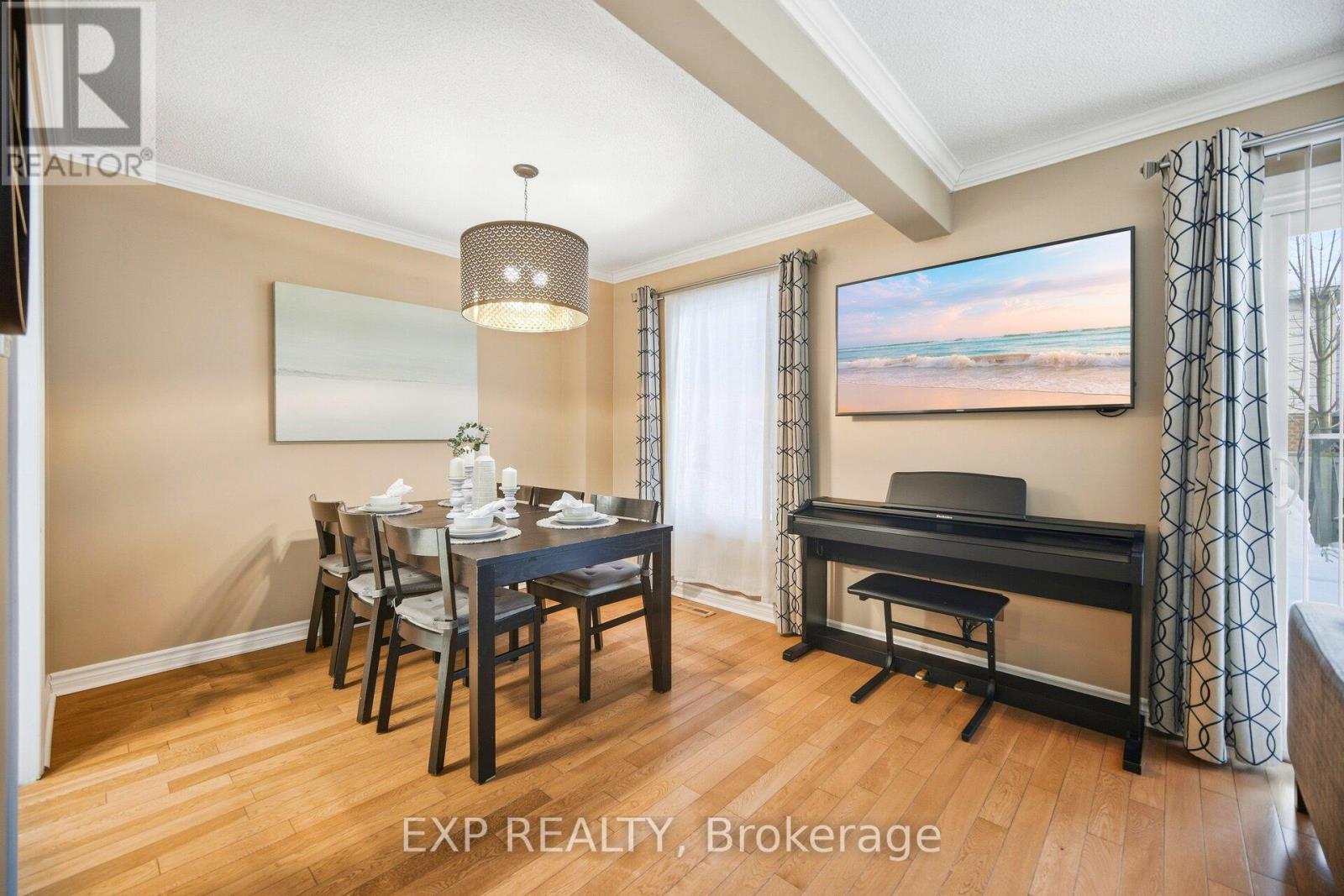 7 Ferri Crescent, Brampton, Ontario  L6Z 1R8 - Photo 7 - W12788416