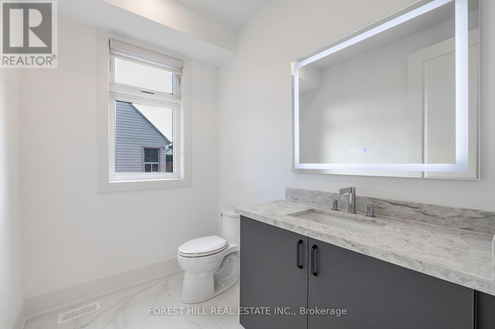 3474 Joan Drive, Mississauga, Ontario  L5B 1T5 - Photo 15 - W12788442