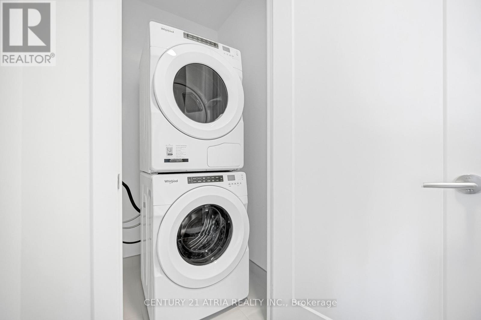 211 - 858 Dupont Street, Toronto, Ontario  M6G 0C1 - Photo 6 - W12788460