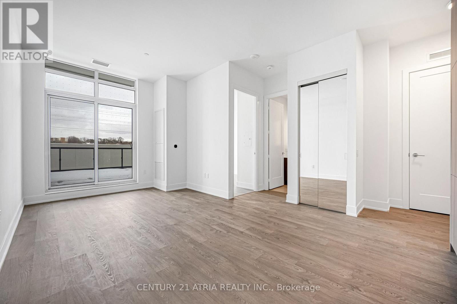 211 - 858 Dupont Street, Toronto, Ontario  M6G 0C1 - Photo 8 - W12788460