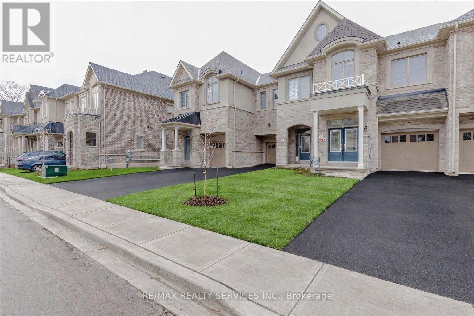 29 SUMMERBEAM WAY, Brampton, Ontario