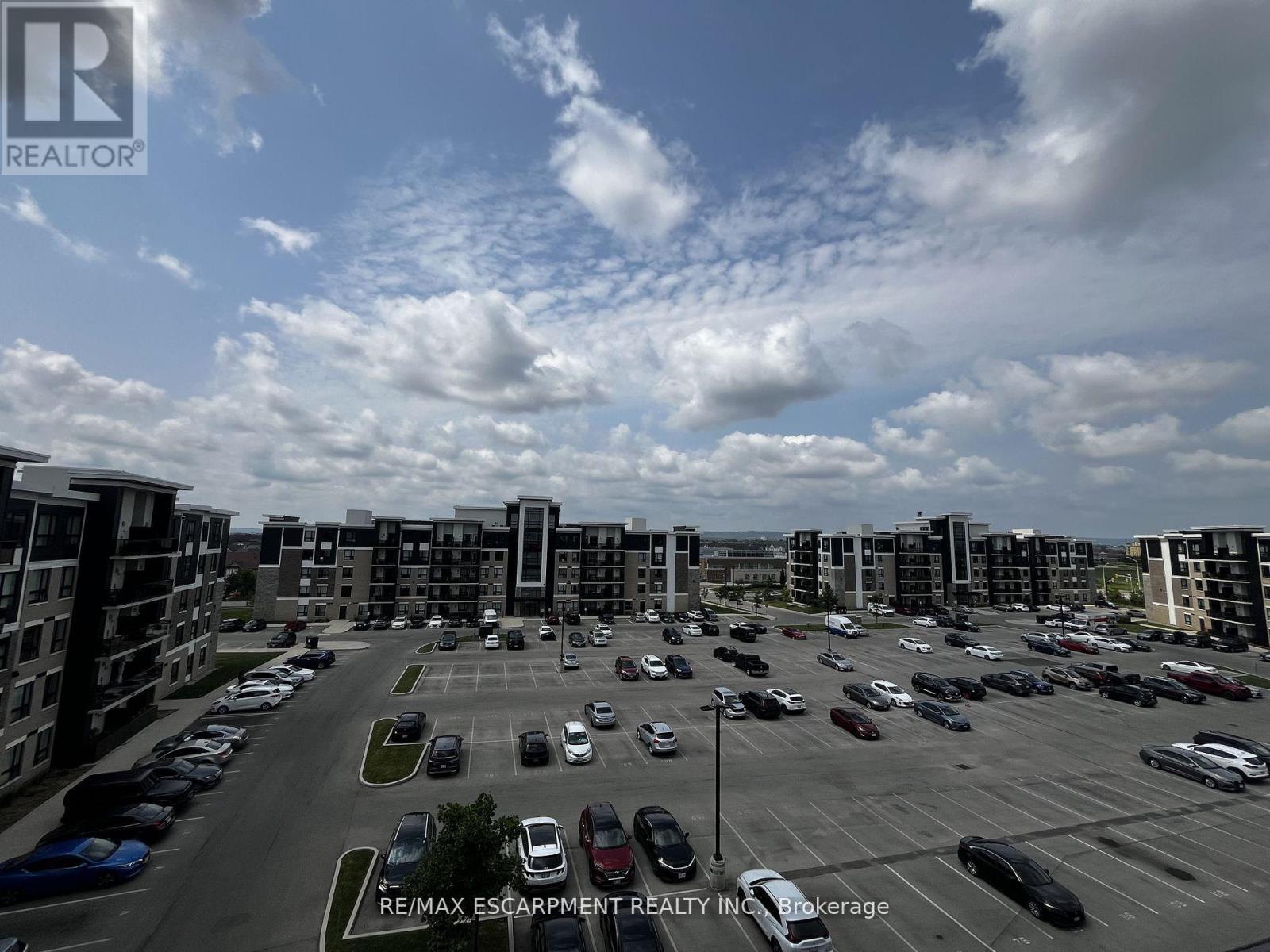 504 - 640 Sauve Street, Milton, Ontario  L9T 7E3 - Photo 2 - W12788490