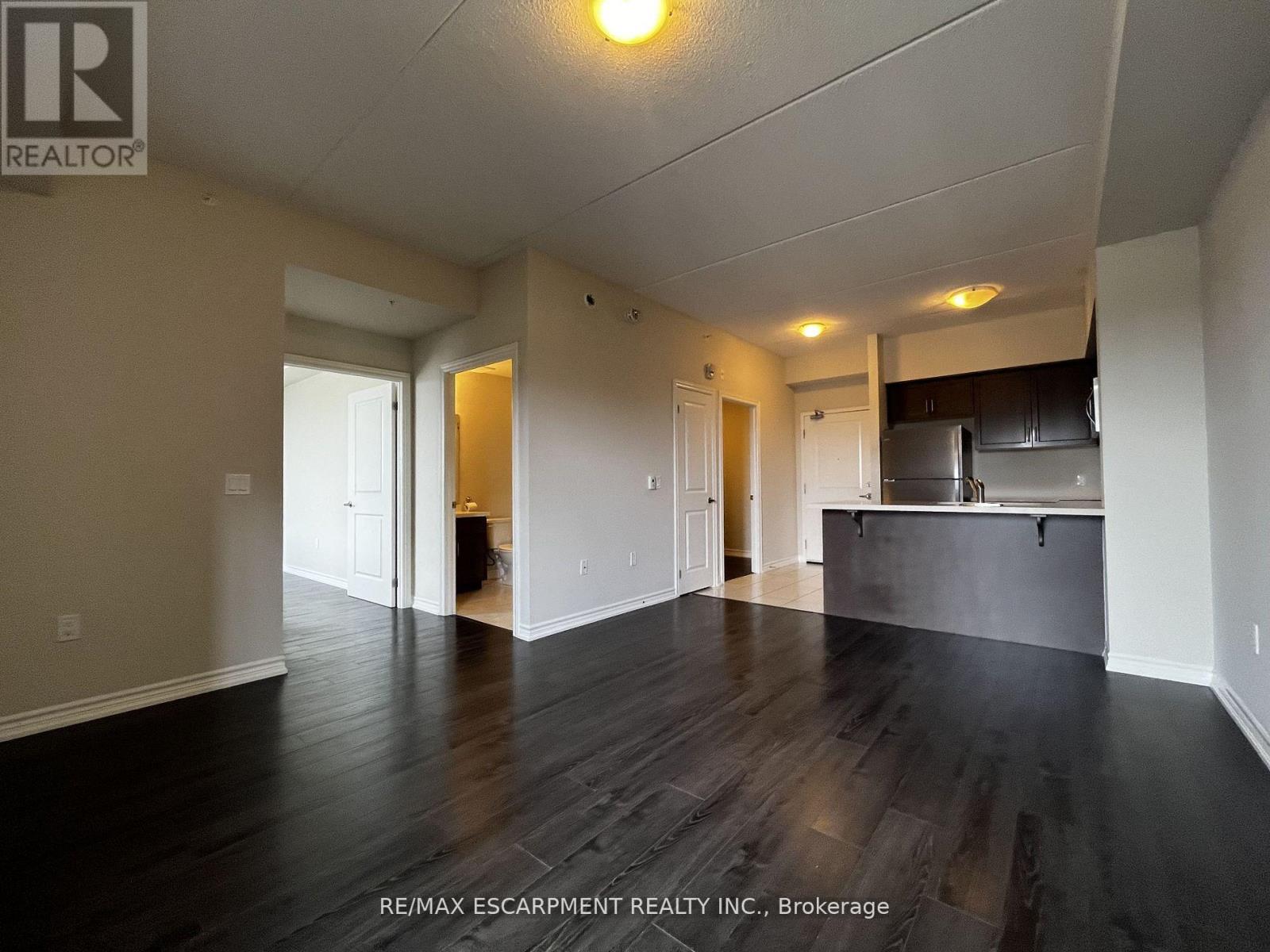 504 - 640 Sauve Street, Milton, Ontario  L9T 7E3 - Photo 3 - W12788490